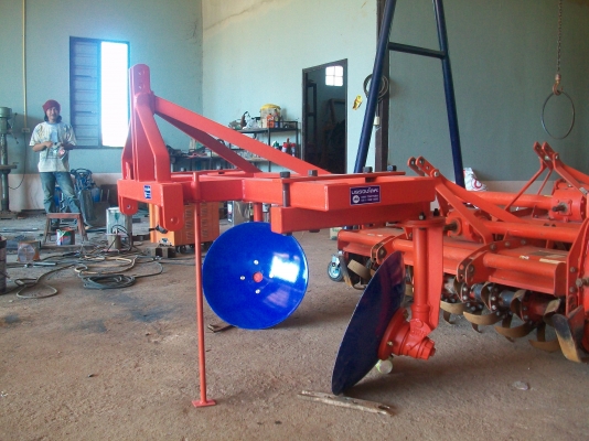 ขายผานยกร่องของใหม่ใส่รถไถ 45,47แรงใบ22นิ้วครับ