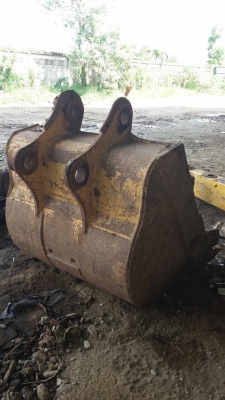 ขายบุ้งกีรถPC200-7....สวย เดิมๆ. อยู่ที่สมุทรปราการ