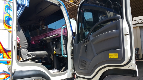 ขายรถพ่วง 20 ล้อ แม่-ลูก กระบะเนียมคอกเกษตรดั้ม อู่.สหกิจ ISUZU 300 ปี.25.พ.ย.53 รถสวย ยางเต็ม ราคาถูกๆแค่.2300000 ต่อรอง สนใจรีบจองด่วน