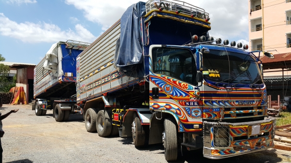 ขายรถพ่วง 20 ล้อ แม่-ลูก กระบะเนียมคอกเกษตรดั้ม อู่.สหกิจ ISUZU 300 ปี.25.พ.ย.53 รถสวย ยางเต็ม ราคาถูกๆแค่.2300000 ต่อรอง สนใจรีบจองด่วน