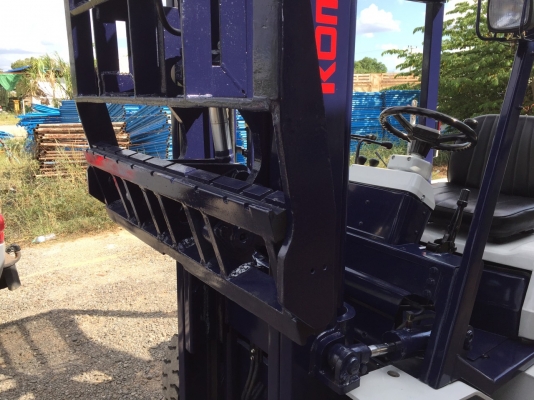 ขายด่วนรถยก KOMATSU  FD25-11 เครื่องยนต์ดีเซล 4D95 ความสูงเสา 4.50 เมตร งากระดกได้ (ฮิ้งฟอร์ค) รถสวยพร้อมใช้