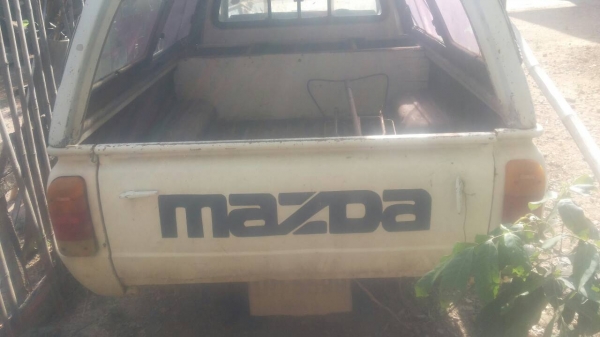 :มาาสด้่า 1300 ราคา24000