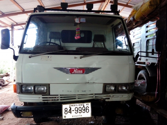 ขาย 6ล้อ HINO KM 779 กะบะยาว5เมตร เกียร์สั้น ราคาถูกๆ สภาพเยี่ยม เครื่องแน่นๆแรงจัด ช่วงล่างเยี่ยม แชสซีสวยมากๆ ไม่มีที่ติ เฟือง Fยาง8.25 ใหม่ 6 เส้น พร้อมใช้งานทันที เล่มทะเบียนพร้อมโอน ขาย 6ล้อ HINO KM 779 กะบะยาว5เมตร เกียร์สั้น ราคาถูกๆ สภาพเยี่ยม เครื่องแน่นๆแรงจัด ช่วงล่างเยี่ยม แชสซีสวยมากๆ ไม่มีที่ติ เฟือง Fยาง8.25 ใหม่ 6 เส้น พร้อมใช้งานทันที เล่มทะเบียนพร้อมโอน