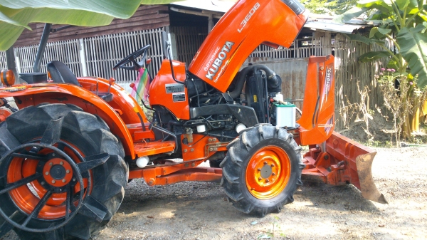 ขาย คูโบต้่า L3608 DI สภาพดี แน่น เดิมๆ ครับ อยู่ ลพบุรี