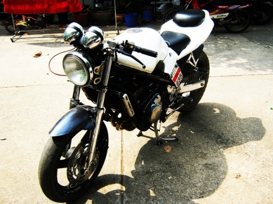 Suzuki Bandit 250 cc. ทะเบียน  (ต่อรองกันได้ครับ) ปรับราคาใหม่ถูกกว่าเดิมครับ