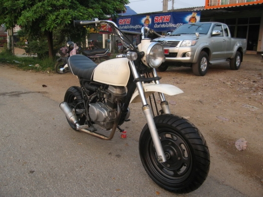 ขายรถ Honda APE50 ตามสภาพพร้อมใช้งาน สตาร์ททีเดียวติด ใช้ดีประหยัดน้ำมันมาก