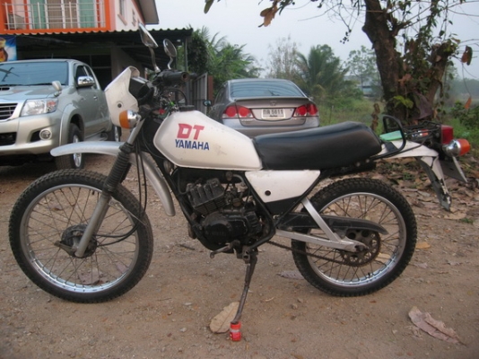 ขายรถ Yamaha DT 50 MX MONO เดิมๆ มีทะเบียนพร้อมโอน ตามสภาพพร้อมใช้งาน