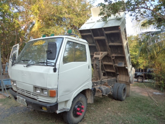 ขายรถฮีโน่ดั้มKM777 เครื่อง117แรงม้า พวงมาลัยเพาเวอร์