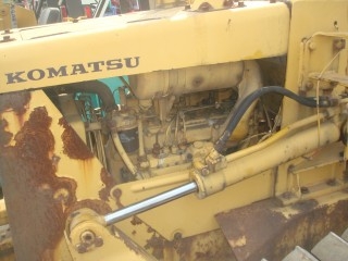 ละอองดาวแทรคเตอร์ ขาย รถแทรคเตอร์ KOMATSU D20P-5  เก่านอก สภาพพร้อมใช้ราคาถูก หลายรุ่น หลายขนาด