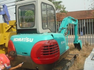ละอองดาวแทรคเตอร์ ขายรถแบคโฮยี่หัอ KOMATSU PC30R-8มือสองจากญี่ปุ่นสภาพดีราคาถูก