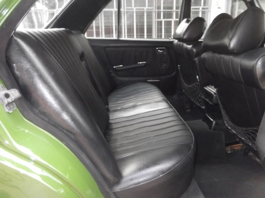 ขาย benz 230e w123 เครื่อง j + lpg