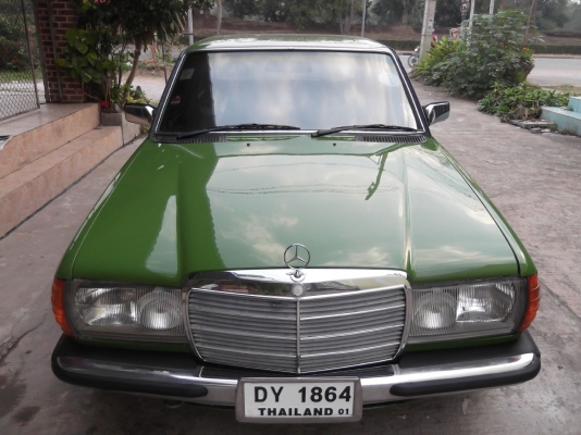 ขาย benz 230e w123 เครื่อง j + lpg