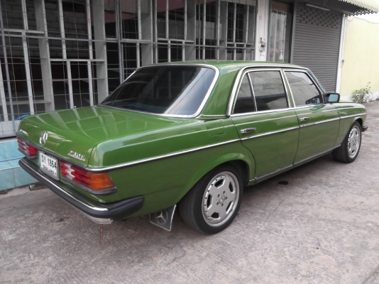 ขาย benz 230e w123 เครื่อง j + lpg