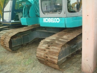 ละอองดาวแทรคเตอร์ ขายรถแบคโฮยี่หัอ KOBELCO SK200SR
