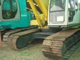 ละอองดาวแทรคเตอร์ ขายรถแบคโฮยี่หัอ KOBELCO SK220LC-3