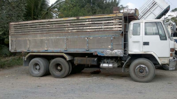 Isuzu Rocky 210 ก่อนหัวฟ้า ยางดีคัสซีพร้อม