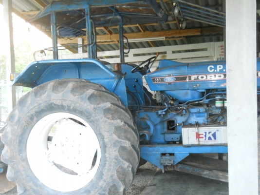 ขายด่วนรถไถ่ฟอร์ด 2 เพลา อุปกรณ์ 3 ชิ้น มีดดันหน้า 3 จาน  7