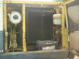 ละอองดาวแทรคเตอร์ ขายรถแบคโฮยี่หัอ KOMATSU PC120-5