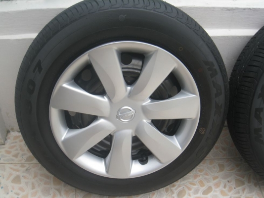 ขายกะทะล้อ Nissan march 14" 4รู 100 +ฝาครอบ+ ยาง ปี 4812 (081-3747940)