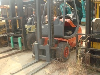 ละอองดาวแทรคเตอร์ ขายรถฟอร์คลิฟท์ TCM H30D-02