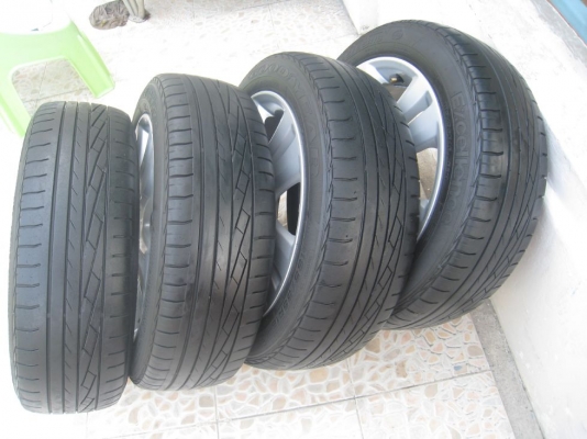 ขายล้อแม็กเดิม Honda Jazz 16"x6" 4รู 100+ยางปี 10 (081-3747940)