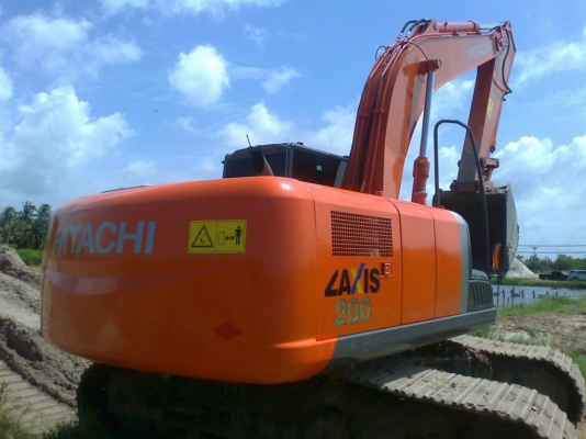 ขายดาวน์ รถใหม่  BACK HOE HITACHI ZX200-3 สถาพดีมาก