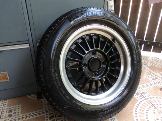 ขายลัอแม๊คขอบ14นิ้ว 4รู114พร้อมยาง195/60/r14