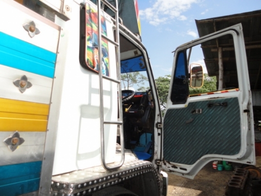 ISUZU  FVM  หัวบางเดิม  เครื่องเปลี่ยน  คัซซีสวยค่ะ  คุณสมใจ  จ.สงขลา  มัดจำเรียบร้อยแล้วค่ะ