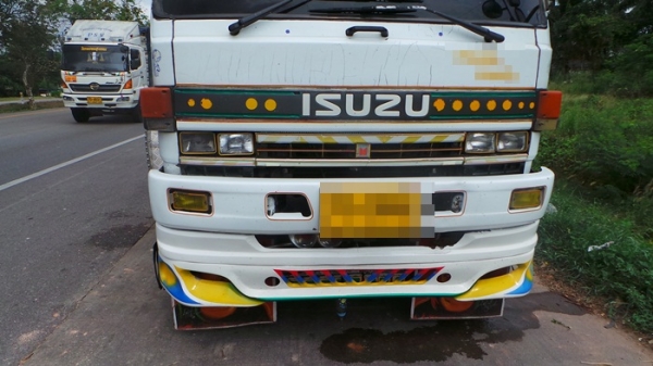 ISUZU  FVM  หัวบางเดิม  เครื่องเปลี่ยน  คัซซีสวยค่ะ  คุณสมใจ  จ.สงขลา  มัดจำเรียบร้อยแล้วค่ะ