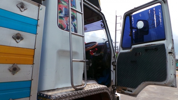 ISUZU  FVM  หัวบางเดิม  เครื่องเปลี่ยน  คัซซีสวยค่ะ  คุณสมใจ  จ.สงขลา  มัดจำเรียบร้อยแล้วค่ะ