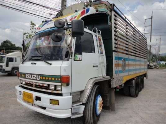 ISUZU  FVM  หัวบางเดิม  เครื่องเปลี่ยน  คัซซีสวยค่ะ  คุณสมใจ  จ.สงขลา  มัดจำเรียบร้อยแล้วค่ะ