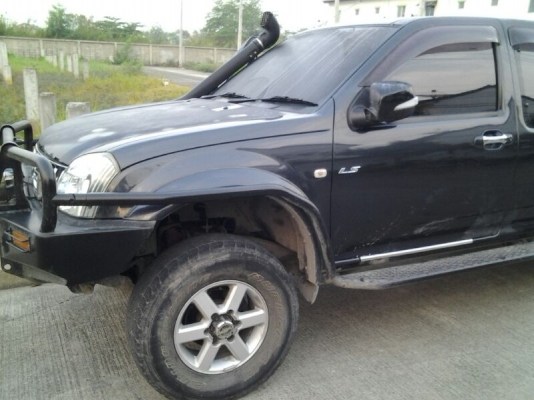 ขายแล้วครับ isuzu d-max 4x4 โฉมปี 2002