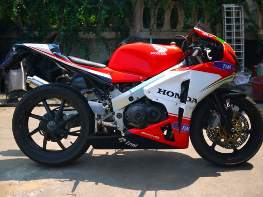 ขาย Nc30 แฟริ่ง rc212 ชุดสีใหม่กริ๊ปเพิ่งทำมา พร้อมล้อหลัง Bros ขอบ 17 ยางหน้าหลัง Dunlop เหลืออีกเยอะ พักเท้าเกียร์โยงโยชิ มือเบรคมือคลัชแต่ง Biker กันล้มอีกหนึ่งคู่ สายถักแล้ว โท่สูตรอะคาโปรวิค ทะเบียนแท้ 969 เอาไปเลย 105000 จัดไฟแนนท์ได้