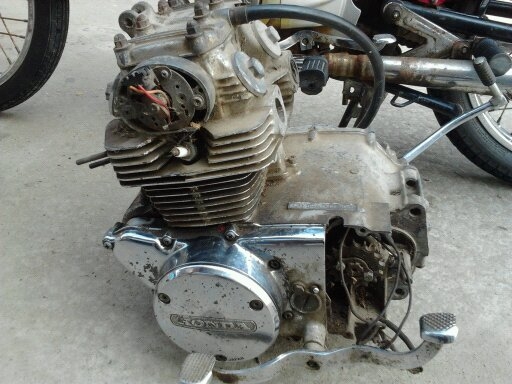 ขาย HONDA CB 125 ทะเบียนโอน ภาษี เต็ม 2556 ขาย HONDA CB 125 ทะเบียนโอน ภาษี เต็ม 2556