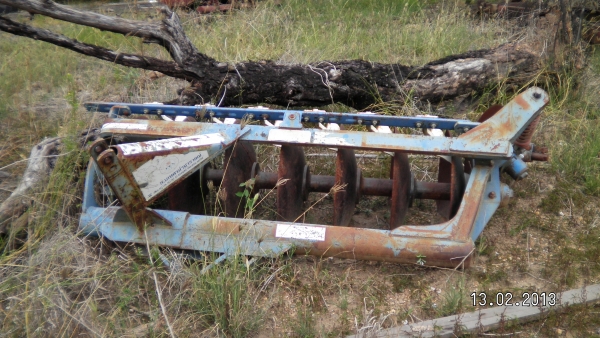 ขายรถไถ FORD 8200