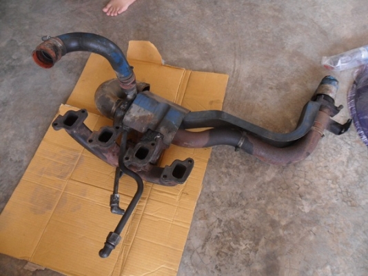 ขาย เทอร์โบรถไถฟอร์ดพร้อมเขาและแป๊ปน้ำมันเครื่องครบชุด