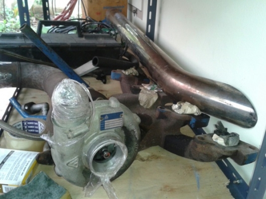 ขาย เทอร์โบรถไถฟอร์ดพร้อมเขาและแป๊ปน้ำมันเครื่องครบชุด