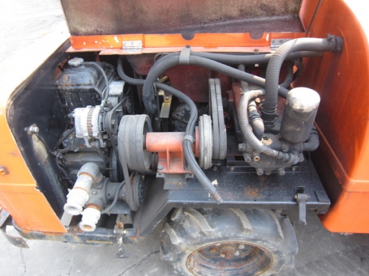 ขาย รถพ่่นยาฆ่าแมลง 600 ลิตร 4WD  มือสองญี่ปุ่น