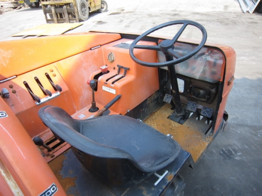 ขาย รถพ่่นยาฆ่าแมลง 600 ลิตร 4WD  มือสองญี่ปุ่น