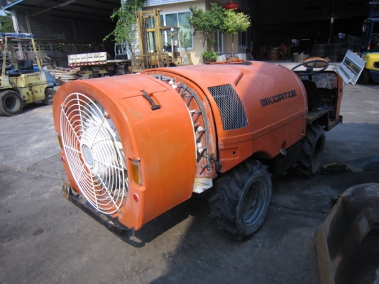 ขาย รถพ่่นยาฆ่าแมลง 600 ลิตร 4WD  มือสองญี่ปุ่น