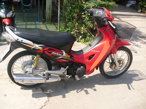 ขาย wave125 ปี48 สภาพดีเดิมๆเครื่องไม่เคยแกะรถมือเดียว