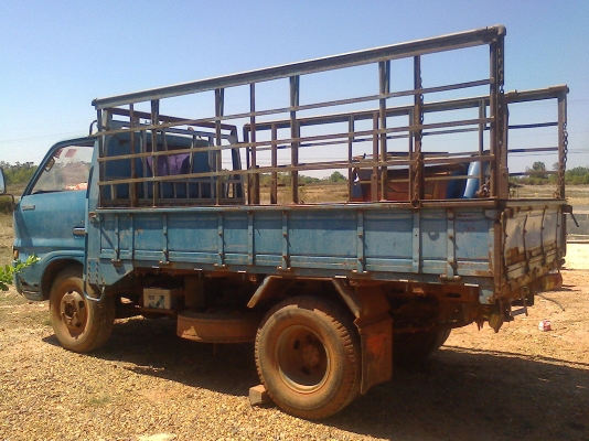 ELF85 6 ล้อสั้น สภาพสวย ทะเบียนพร้อมโอน ELF85 6 ล้อสั้น สภาพสวย ทะเบียนพร้อมโอน