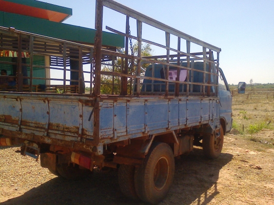 ELF85 6 ล้อสั้น สภาพสวย ทะเบียนพร้อมโอน ELF85 6 ล้อสั้น สภาพสวย ทะเบียนพร้อมโอน