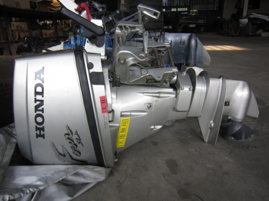 ขาย เรืออลูมิเนียม พร้อม เครื่องเรือ HONDA 4จังหวะ 15แรง มือสองญี่ปุ่น ขาย เรืออลูมิเนียม พร้อม เครื่องเรือ HONDA 4จังหวะ 15แรง มือสองญี่ปุ่น