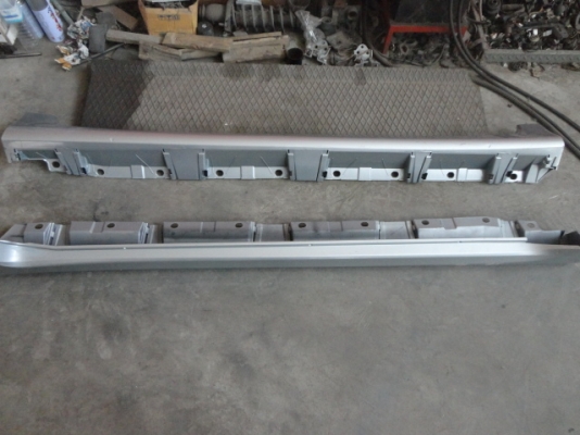 สเกิร์ตบันได NEW  ALTIS ปี10