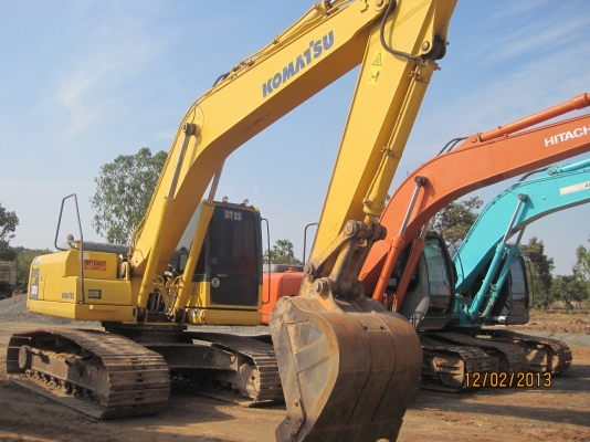 ขาย KOMUTSU PC200-8 รถสภาพสวยงามมากเลย เหมือนของใหม่ น้ำมันไม่มีเยิ้ม ทุกอย่างเดิมๆ