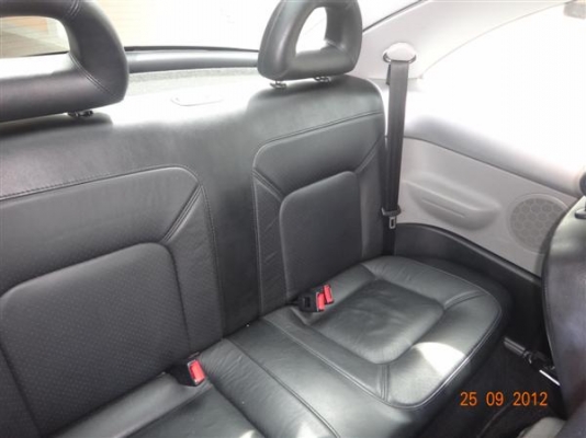 VolkBeetle โฟร์ค บิ้ลเทิล สีบรอนซ์ เครื่อง 2000cc ตัวท็อป VolkBeetle โฟร์ค บิ้ลเทิล สีบรอนซ์ เครื่อง 2000cc ตัวท็อป