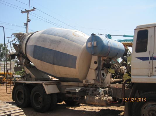 ขายรถโม่ปูน7คิว NISSUN UD CWM 430 เครื่องดีคัสชีส์สวย พร้อมใช้งานครับ