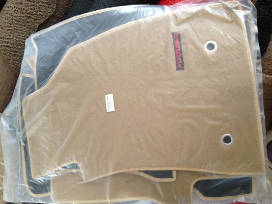 ขายยางปูพื้นเข้ารูป ผ้าคลุมรถ เก๋ง กะบะ ทั้งปลีก และส่ง