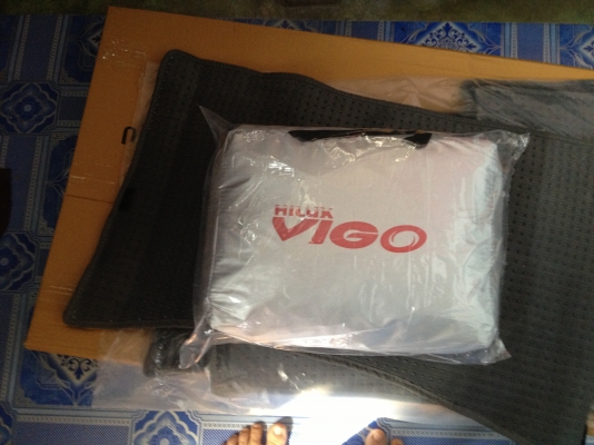 ขายยางปูพื้นเข้ารูป ผ้าคลุมรถ เก๋ง กะบะ ทั้งปลีก และส่ง